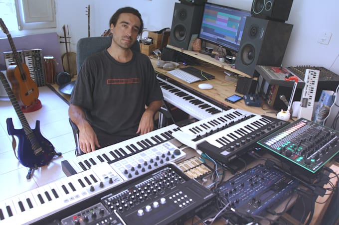 produce pro level electronic tracks