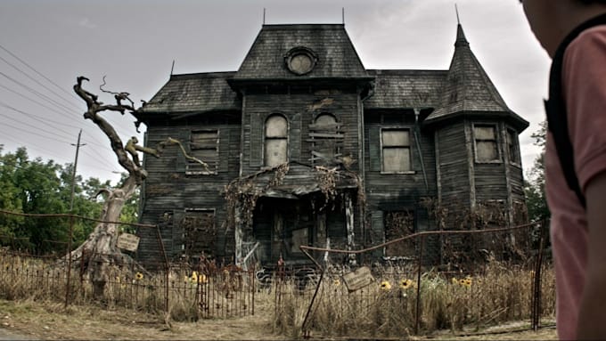 record a classic horror voice over