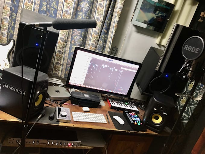 provide high quality radio or dj drops in english