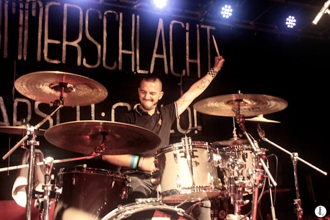 play drum track for your song