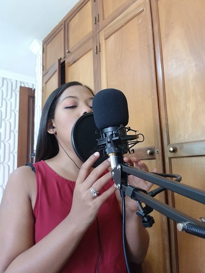 sing or write your song in spanish, english or spanglish