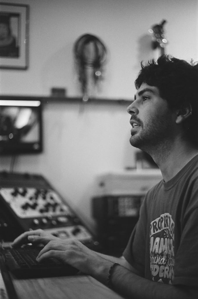 mix and master your reggae song with analog gear