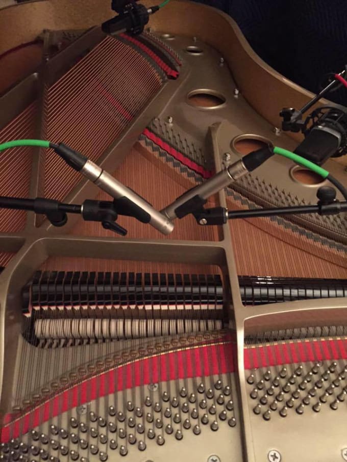 record a pro level piano or keys part for you