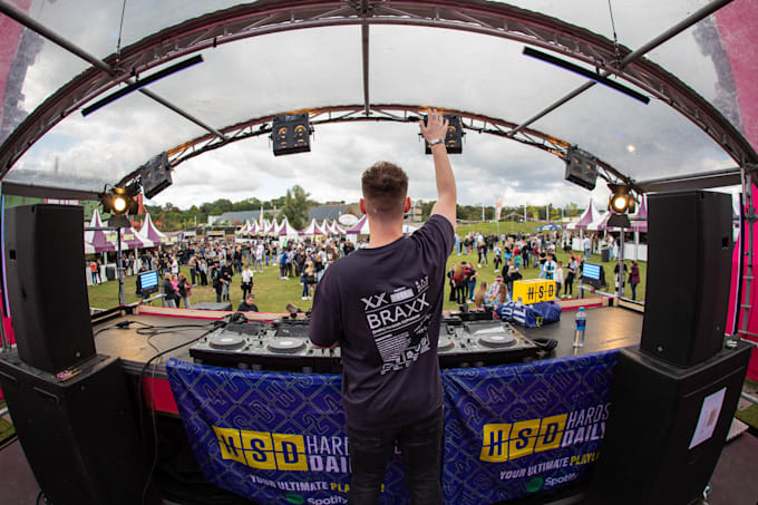 make a hardstyle remix for you