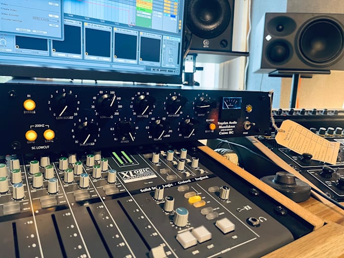 be your mixing engineer for techno, hard techno, edm, acid