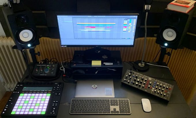 ghost produce a complete electronic track