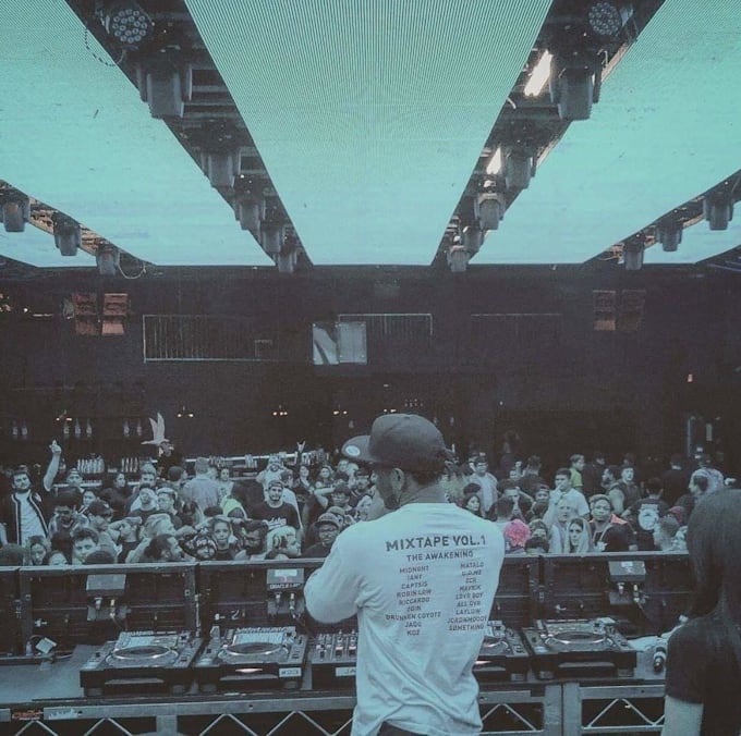 teach you music production, mixing and mastering in ableton or pro tools