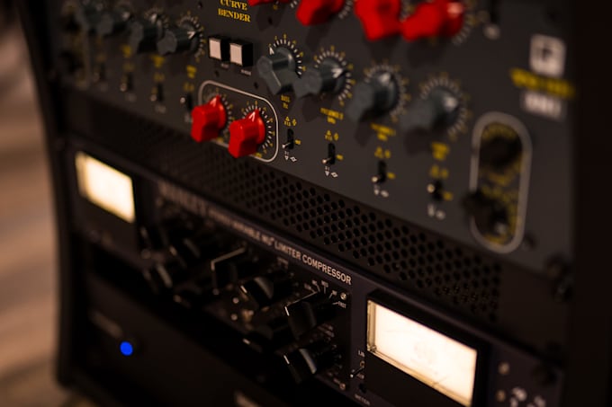 mix and master your song using analog gear