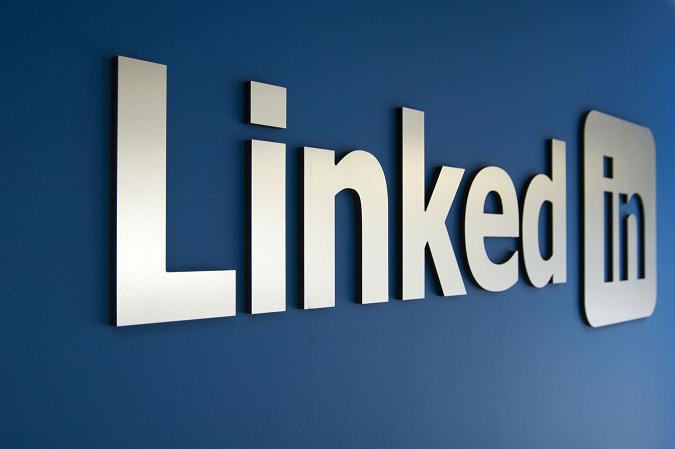 Gig Preview - Linkedin search for b2b leads