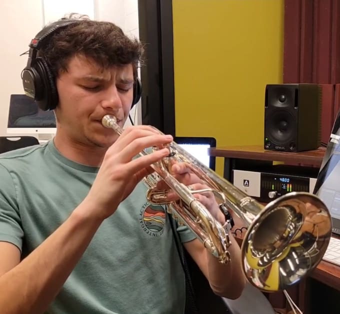 Gig Preview - Play trumpet or trombone on your song