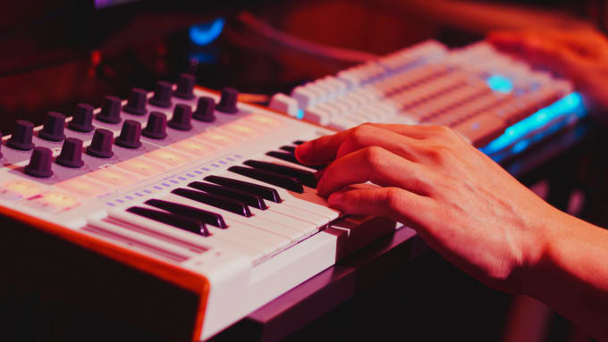 Gig Preview - Record professional piano, hammond organ, keyboards or synth