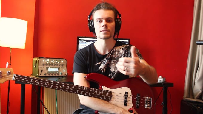 Gig Preview - Record pro bass guitar or synth bass for your song