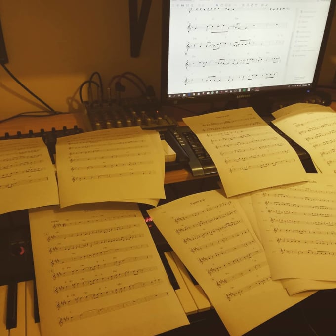 Gig Preview - Transcribe any song into sheet music pdf, mp3 or midi file