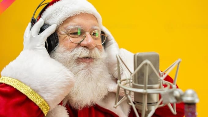 Gig Preview - Make a french santa claus voice over