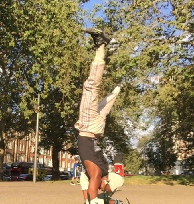 Gig Preview - Teach you the foundational freezes in breakdance, tricks