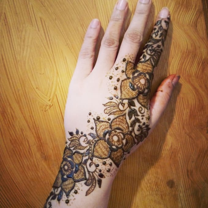 Gig Preview - Create 5 mehndi designs short videos in 5 dollar