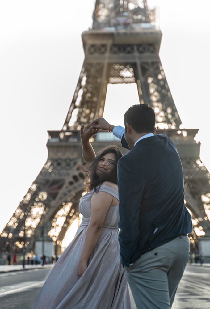 Gig Preview - Do couple and proposal photoshoots in paris in france