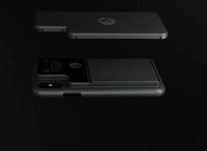 Gig Preview - 3d phone case modeling 3d phone case animation 3d phone model design cgi