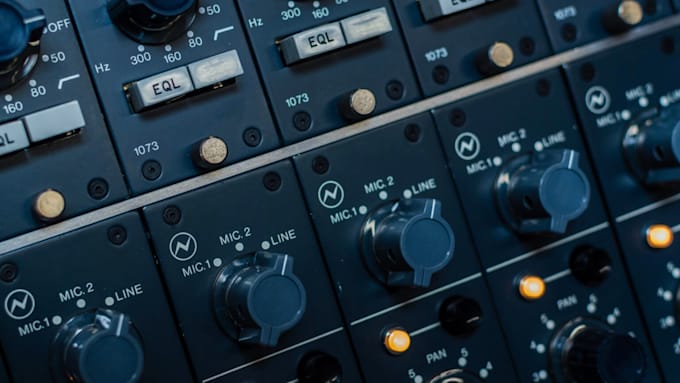 Gig Preview - Mix and master your sound how it should be