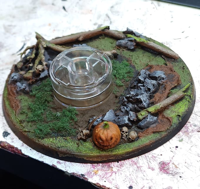 Gig Preview - Paint a custom base for your miniature