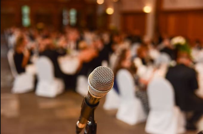 Gig Preview - Write a heartwarming and memorable wedding or event speech