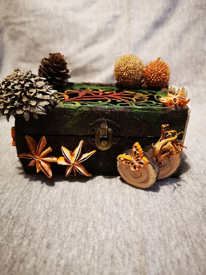 Gig Preview - Craft themed chests out of wood