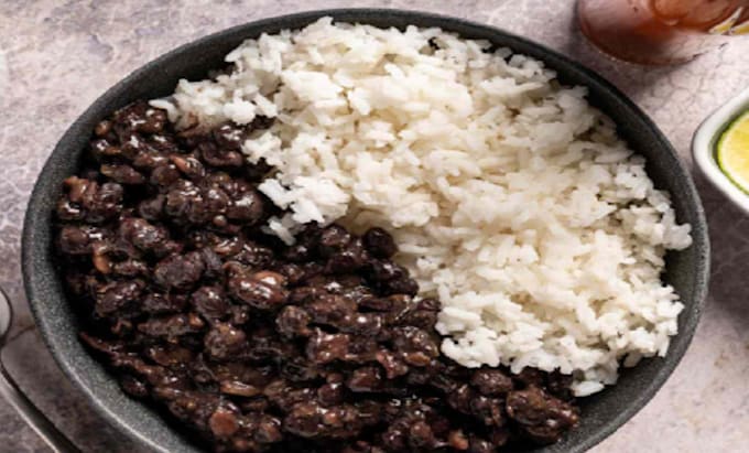 Gig Preview - Cook rice and beans for you