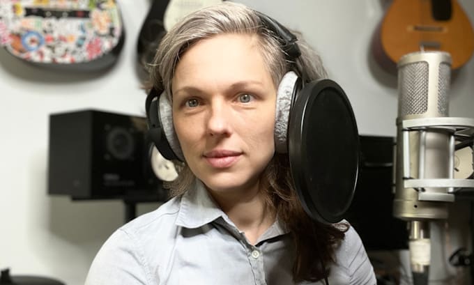 Bestseller - record your audiobook with a versatile female german voice