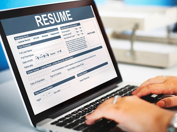 Gig Preview - Create a professional resume tailored to your career goals