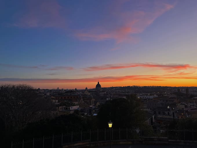 Bestseller - take photos of anywhere you want in rome