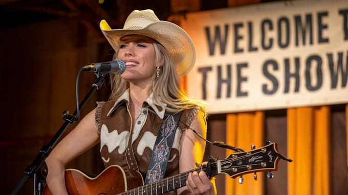 Gig Preview - Be your female texas cowgirl country singer, heartfelt ballad nashville singer