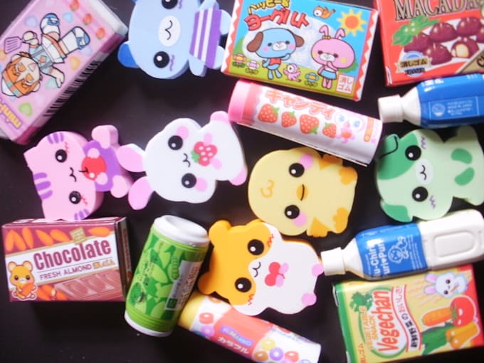 Send you three new erasers from japan by Osaka_catnews