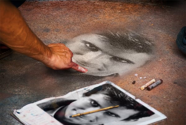 Bestseller - put your PIC into 20 Realistic Drawing PICs