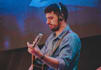 play and record acoustic guitar