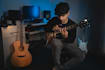 give you electric guitar classes in online mode