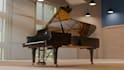do expressive and textured piano