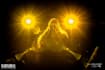 sing clean or rough high pitch, scream, growl and operatic
