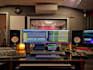 provide professional mastering to make your music loud and clear