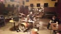 play and record guitar or bass for your project