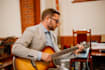 record electric or acoustic guitar tracks