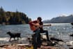 provide a beginners guitar course to go from zero to hero