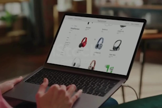 design a stunning personal portfolio or resume website for you