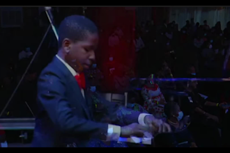 teach online piano lessons for kids and adults