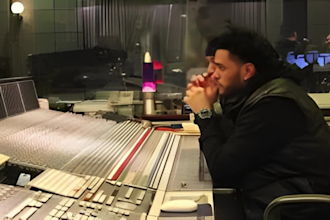 create high quality trap synthwave or electropop beats