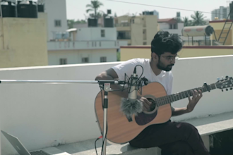give you customized guitar lessons