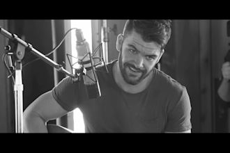 male country singer, male singer, pop singer, vocals, country singer gosel choir