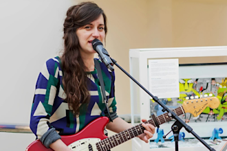 female dutch alternative pop, indie and dream pop singer songwriting