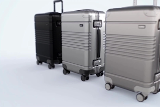 do cgi product animation 3d product explainer video for bags fashion product