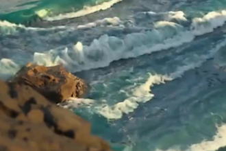 create water simulation 3d fluid animation water splash liquid houdini water