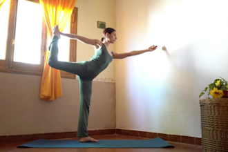 send you professional pictures on yoga, pilates, fitness